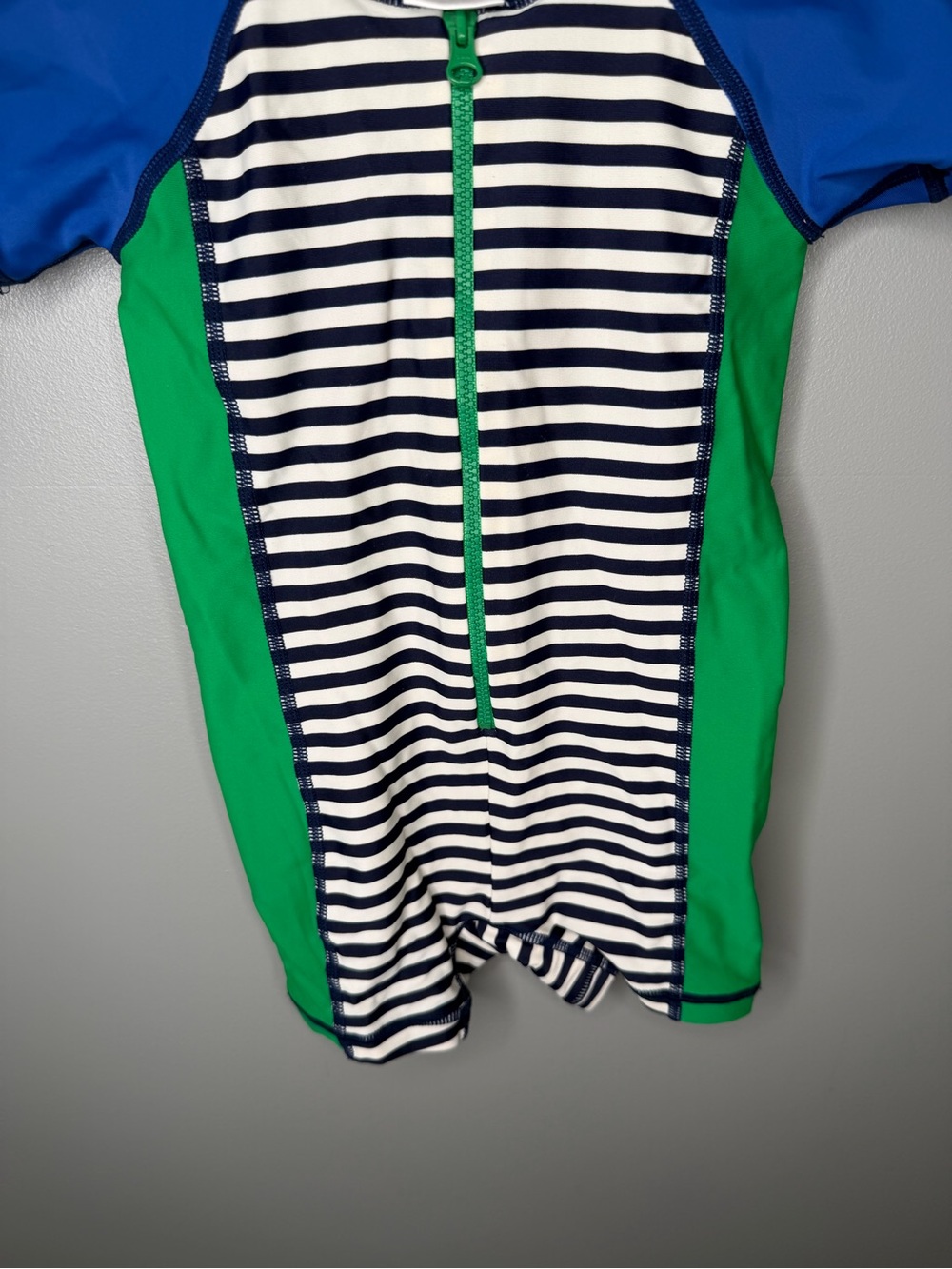 Hanna Andersson Stripe Colorblock Short Rashguard - Picture 5 of 9